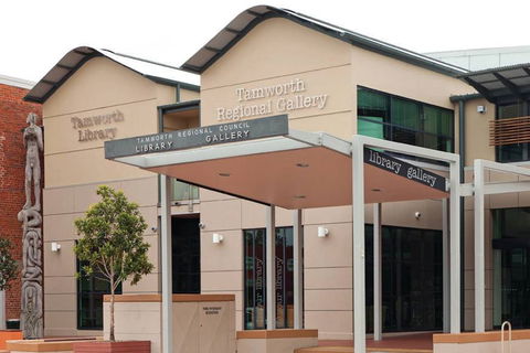 Tamworth Regional Gallery - Accommodation Newcastle 0