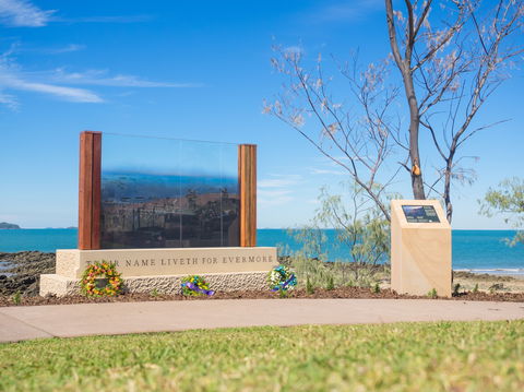 The Centenary Of ANZAC Memorial Walk - Accommodation Newcastle 0