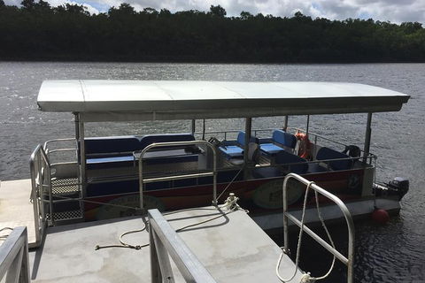 IMAX Private Transfer 7 Guests Cairns Airport To Hotels In Port Douglas - Accommodation Newcastle 3