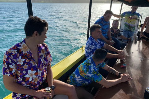 Airlie Beach Sunset Private Charter - Accommodation Newcastle 1