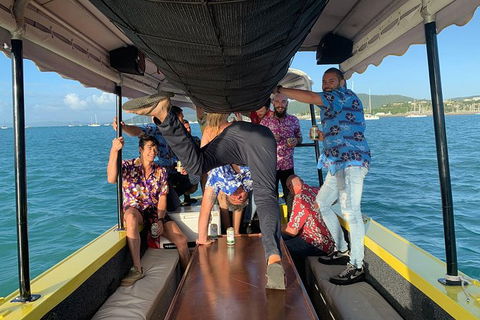 Airlie Beach Sunset Private Charter - Accommodation Newcastle 4