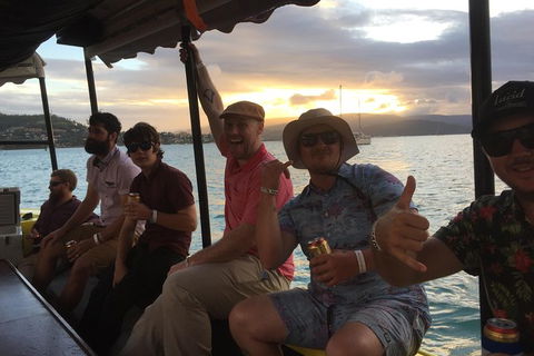 Airlie Beach Sunset Private Charter - Accommodation Newcastle 2
