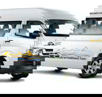 13 Seat Minibus  Brisbane Airport - Sunshine Coast Private Transfer - Accommodation Newcastle