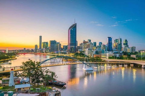 Brisbane Airport Transfers : Brisbane To Brisbane Airport BNE In Luxury Car - Accommodation Newcastle 6