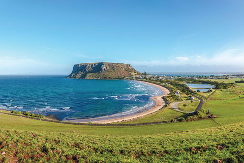 Cruise Ship Special From Burnie To Stanley And The Nut - Accommodation Newcastle 0
