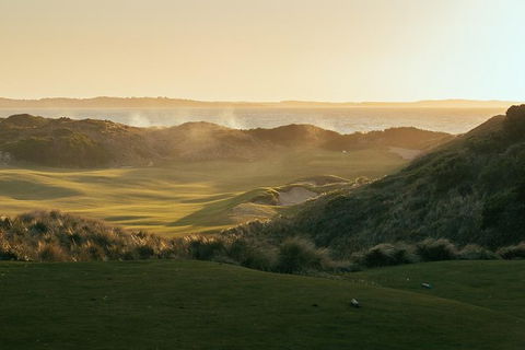 Barnbougle Golf Transfer - Accommodation Newcastle 2