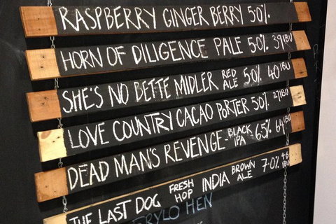 Signature Tour - Accommodation Newcastle 8