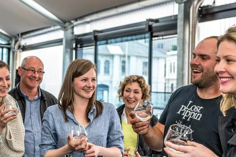 Signature Tour - Accommodation Newcastle 9