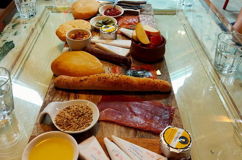 Yarra Valley Cellar Door And Gin Day - Accommodation Newcastle 11