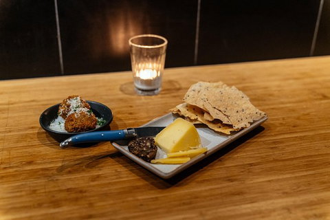 The Flavors Of Perth: Fremantle Wine & Bites Private Tour - Accommodation Newcastle 4