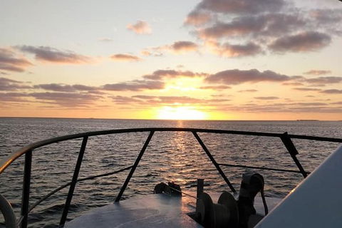 Sunset Geraldton Harbour Cruise - Accommodation Newcastle 0