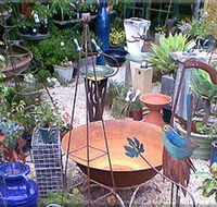 Leaf  Stone Garden Gallery - Accommodation Newcastle