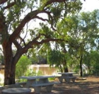 Allan Tannock Weir - Accommodation Newcastle