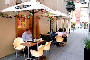 Alley Oop - Accommodation Newcastle 0
