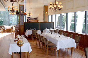 Delvaux - Accommodation Newcastle 0