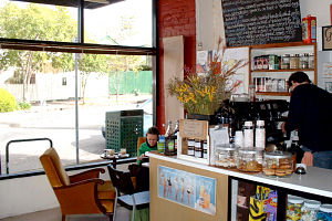 Gold & Noone - Accommodation Newcastle 0