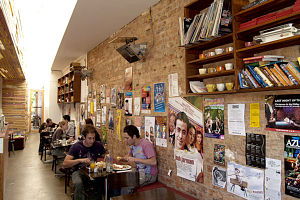 Las Chicas - Accommodation Newcastle 0