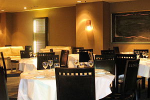 Mango Cafe Bar Restaurant - Accommodation Newcastle 0