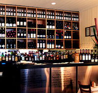 Restaurant Sud - Accommodation Newcastle