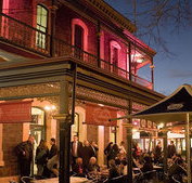 The Lion Hotel - Accommodation Newcastle