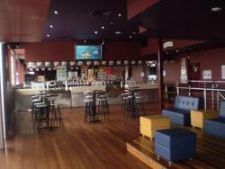 Beach House Bar & Grill - Accommodation Newcastle 1