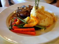 Jacobs Well Bayside Tavern - Accommodation Newcastle 2