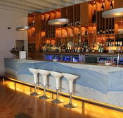 Pontoon Bar - Accommodation Newcastle