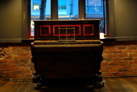Barking Dog Wine Bar & Cafe - Accommodation Newcastle 2