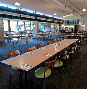 Burvale Hotel - Accommodation Newcastle 2