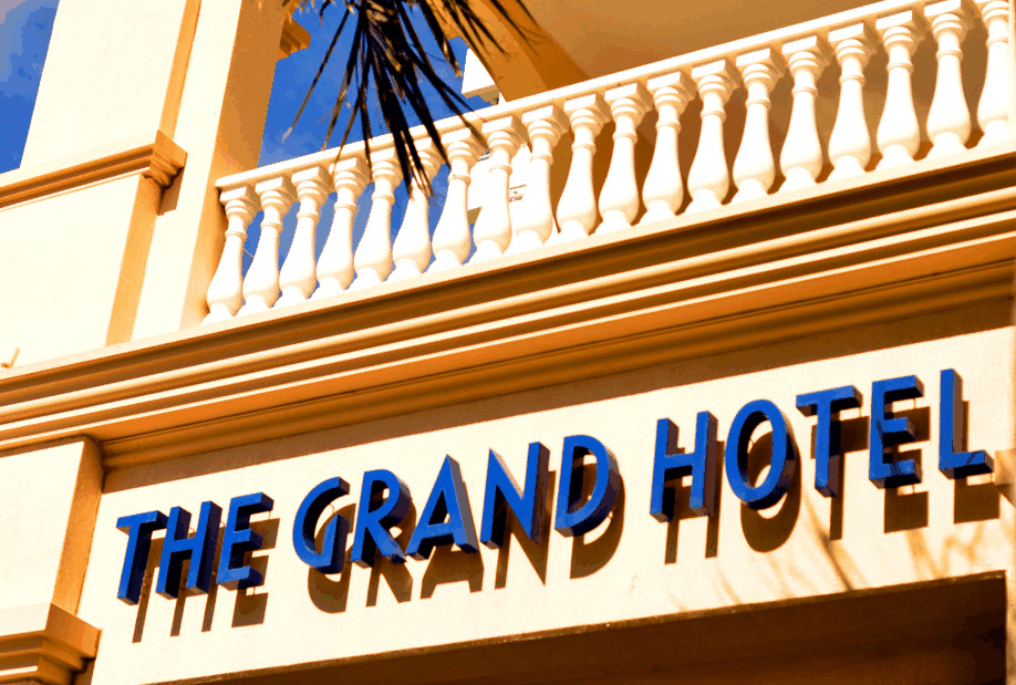 The Grand Hotel - Accommodation Newcastle 3