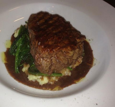 L'olio - Accommodation Newcastle 2