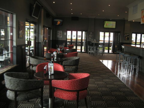 Cleveland Tavern - Accommodation Newcastle 8