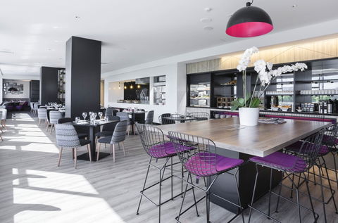 MRepublic Restaurant, Bar And Lounge - Accommodation Newcastle 0