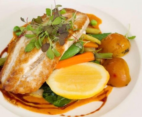 Season Restaurant - Accommodation Newcastle 0