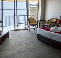 The Beachcomber Hotel - Accommodation Newcastle