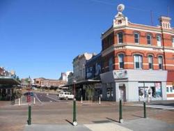 Robin Hood Hotel - Accommodation Newcastle 0