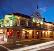 Town Hall Hotel - Accommodation Newcastle