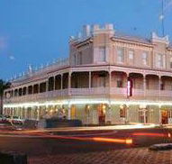 The Rose Hotel - Lounge Bar - Accommodation Newcastle