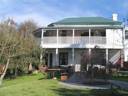 Robin Hood Hotel - Accommodation Newcastle 2