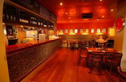Golden City Hotel - Accommodation Newcastle 3