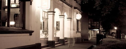 Healesville Hotel - Accommodation Newcastle 3