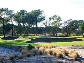 The Grange Golf Club - Accommodation Newcastle 3