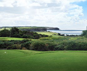 St. Michael's Golf Club - Accommodation Newcastle 3