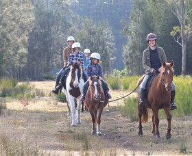 Horse Riding At Oaks Ranch And Country Club - Accommodation Newcastle 0
