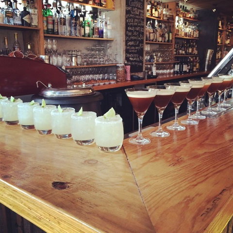 Who's Your Mumma - Accommodation Newcastle 0