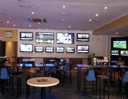 Tacking Point Tavern - Accommodation Newcastle 0