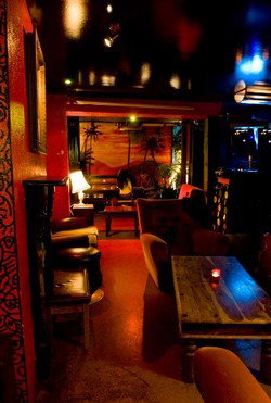 Cafe Lounge - Accommodation Newcastle 1