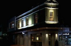 Crocodile Farm Hotel - Accommodation Newcastle 1