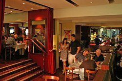 La Brasserie - Accommodation Newcastle 2