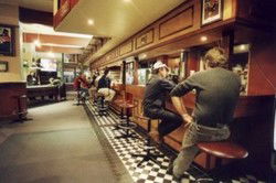 The Palace Hotel - Accommodation Newcastle 3